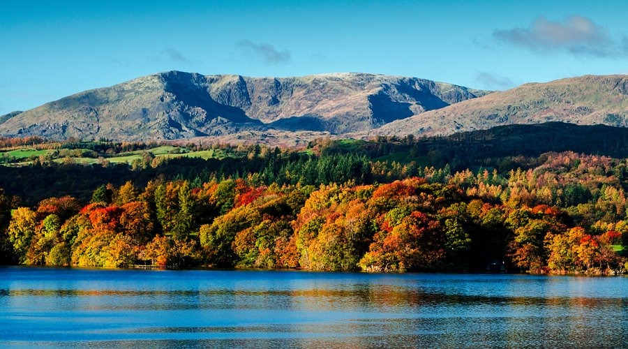 Day 4: Lake Windermere, Enjoy Cruise on Lake Windermere. Enjoy Scottish Distillery tour. Drive to Glasgow. 